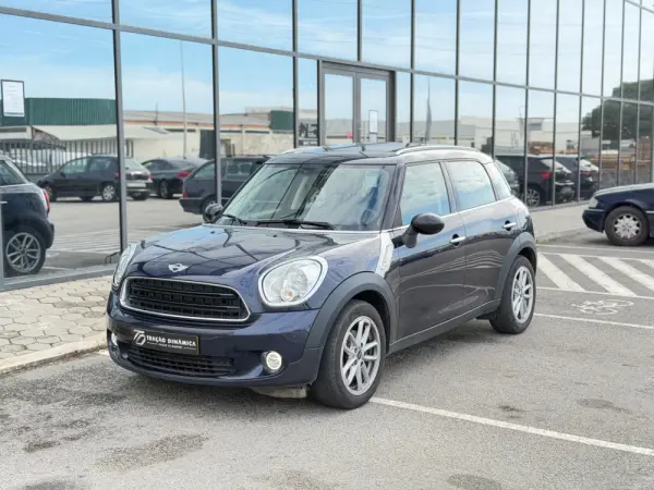 MINI Countryman One D 4