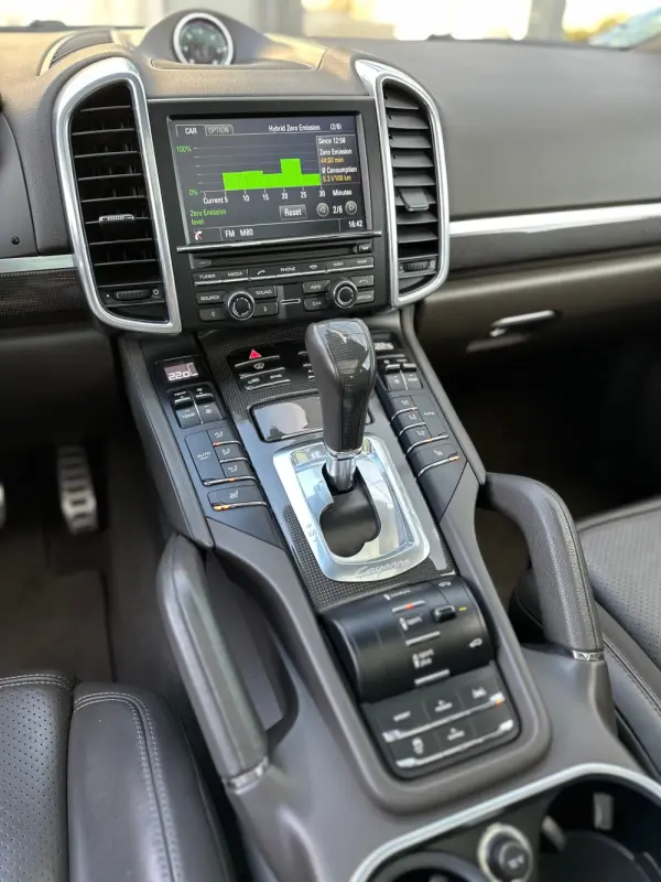 Porsche Cayenne E-Hybrid Tiptronic S 25