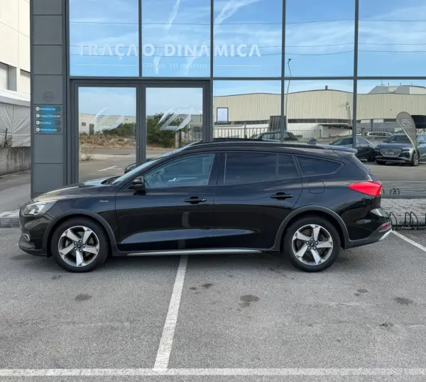 Ford Focus SW 1.5 TDCi EcoBlue Active X 4