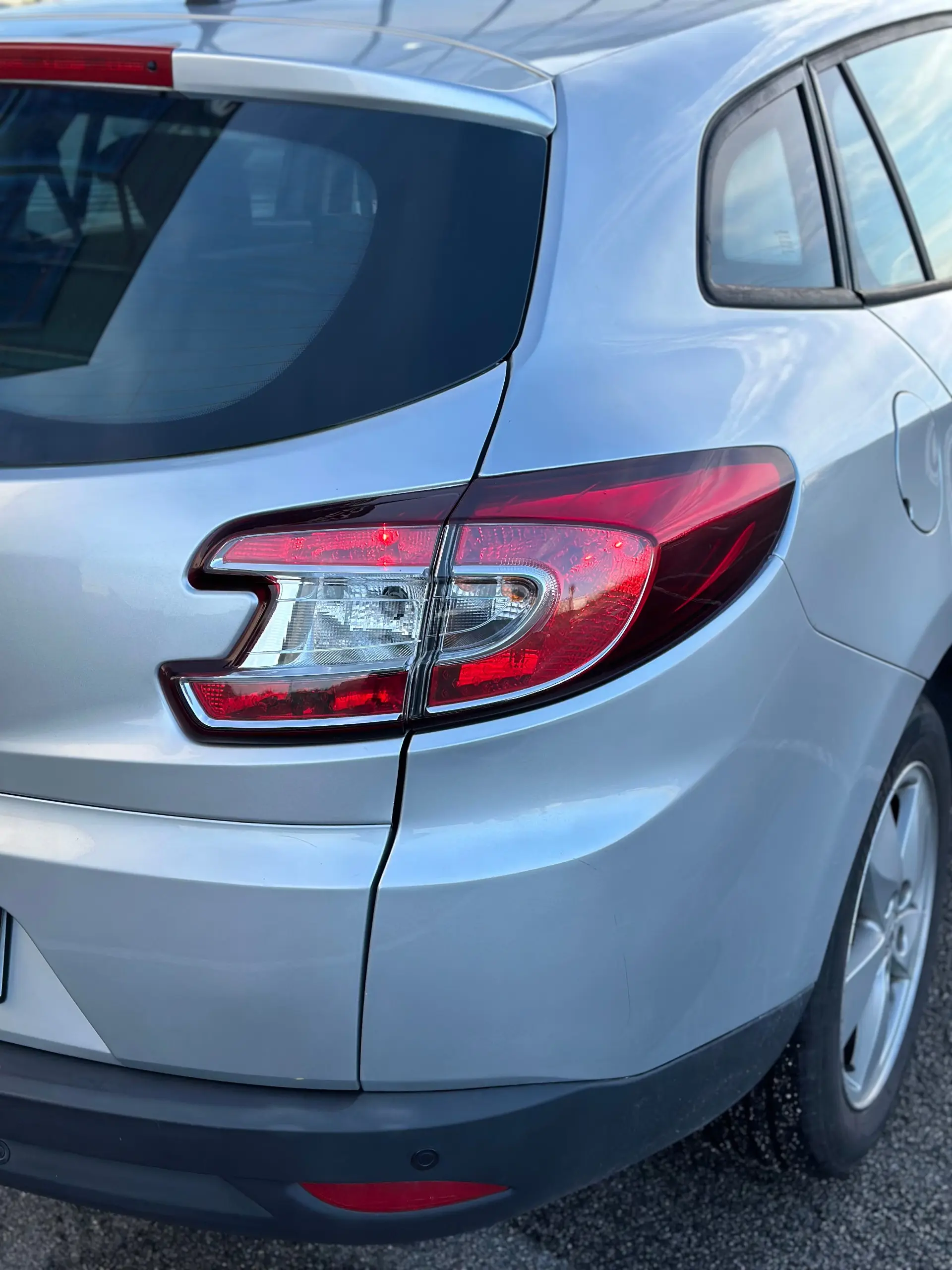Renault Mégane 1.5 dCi Dynamique S SS 10