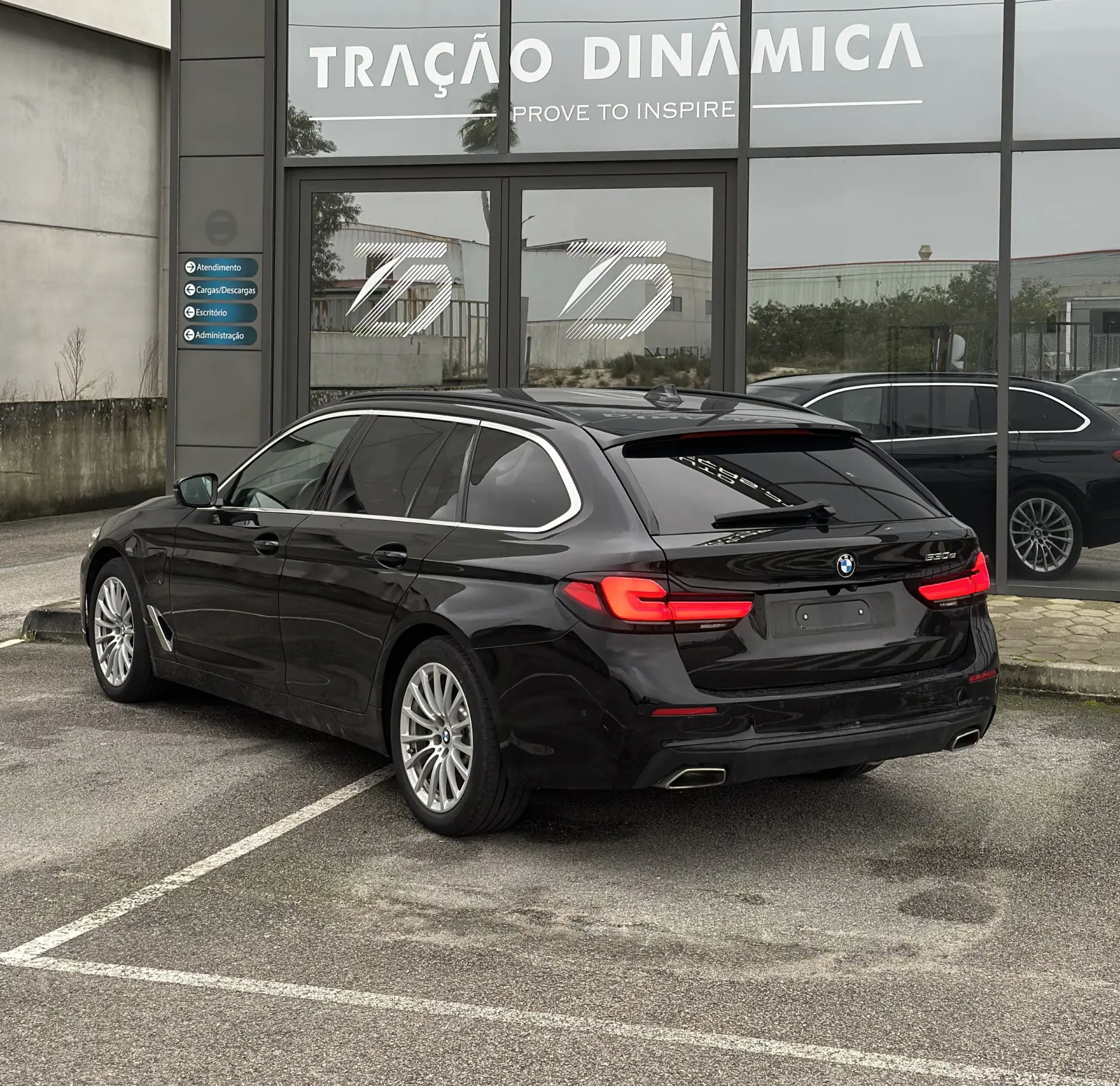 BMW 530 e Aut. Luxury Line 4