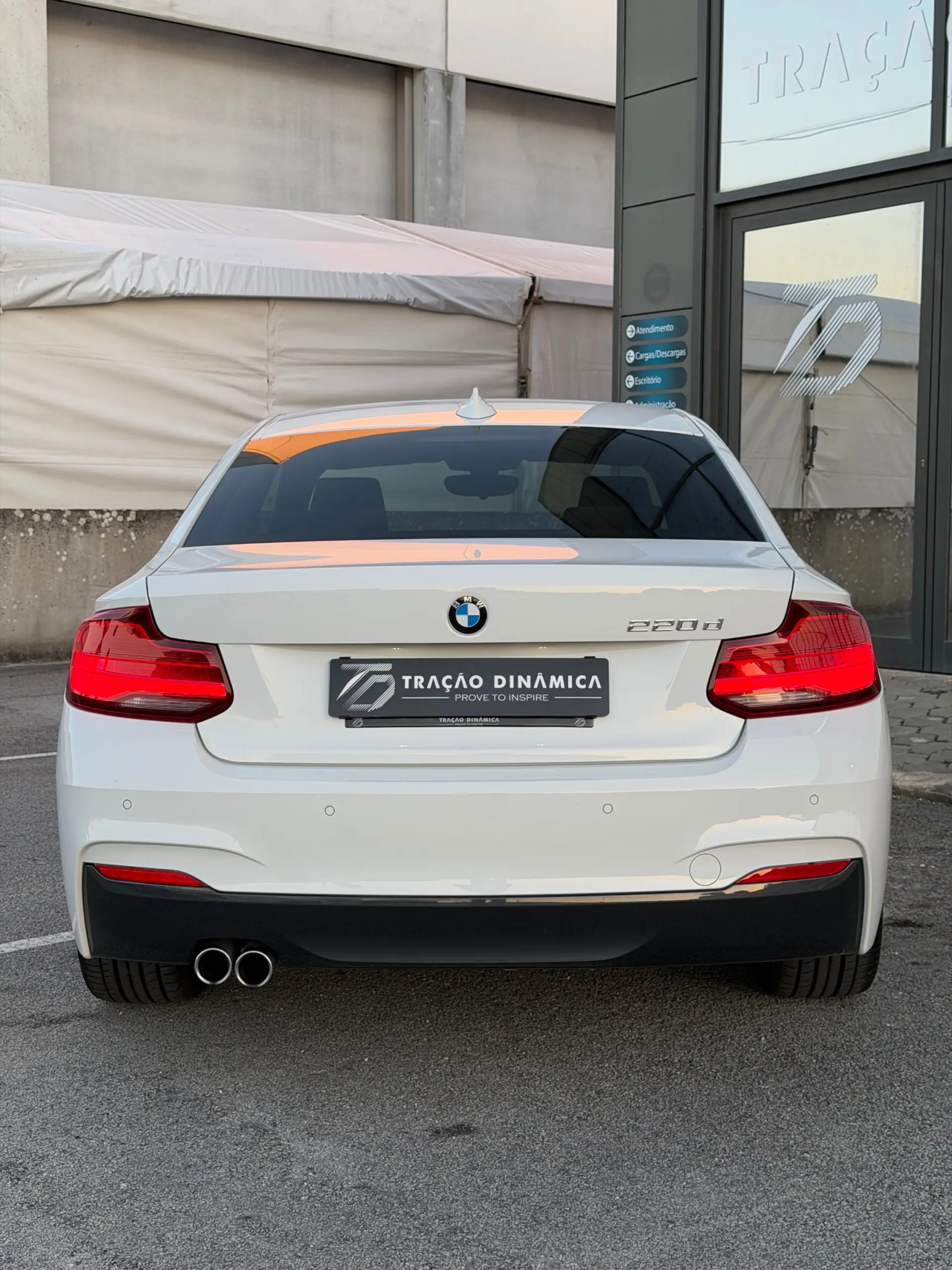 BMW 220 d Pack Desportivo M Pro Auto 11