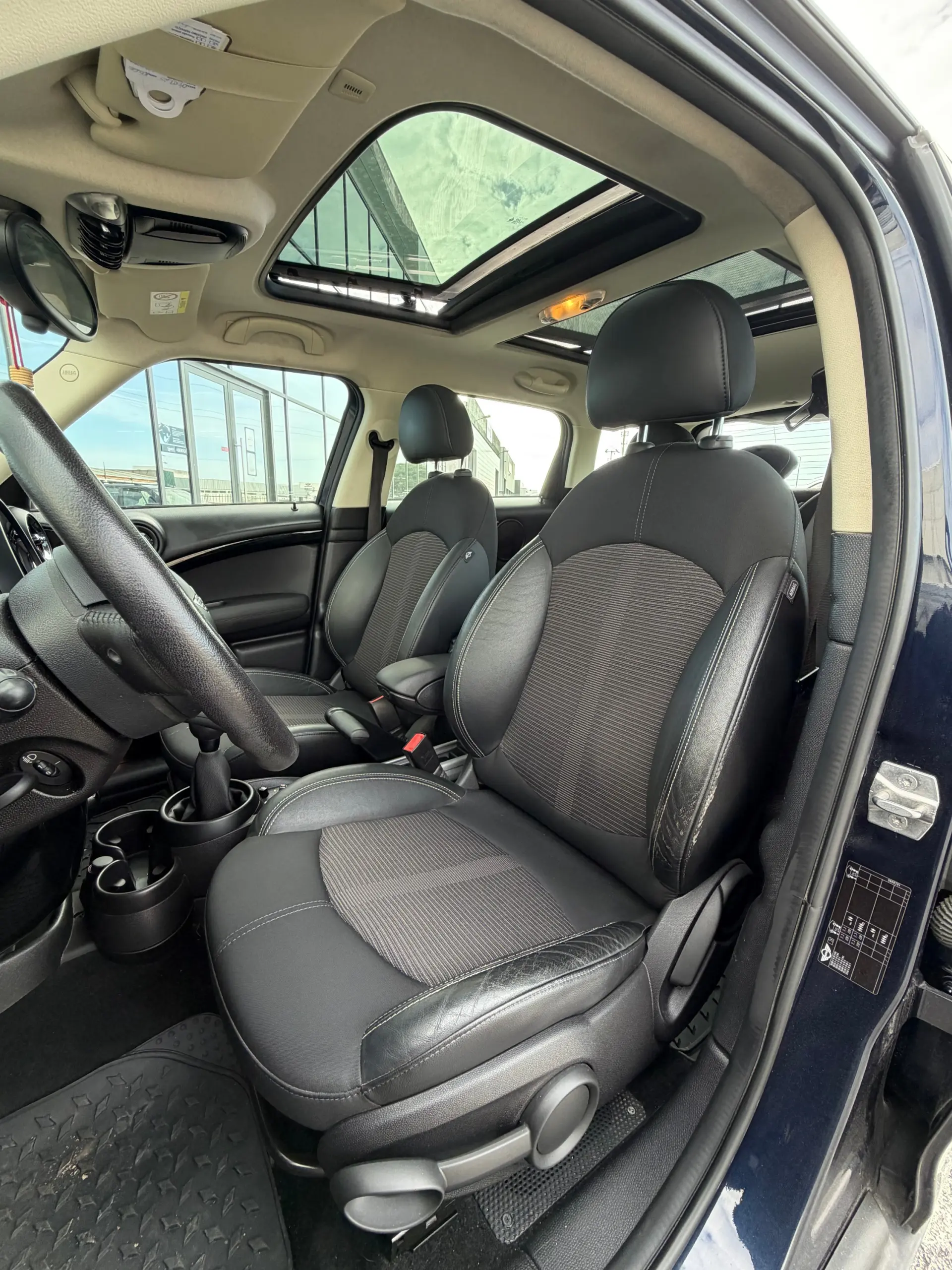 MINI Countryman One D 10