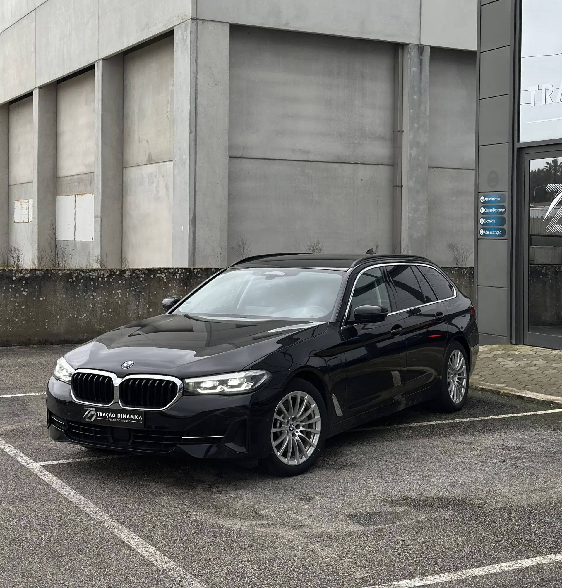BMW 530 e Aut. Luxury Line 3