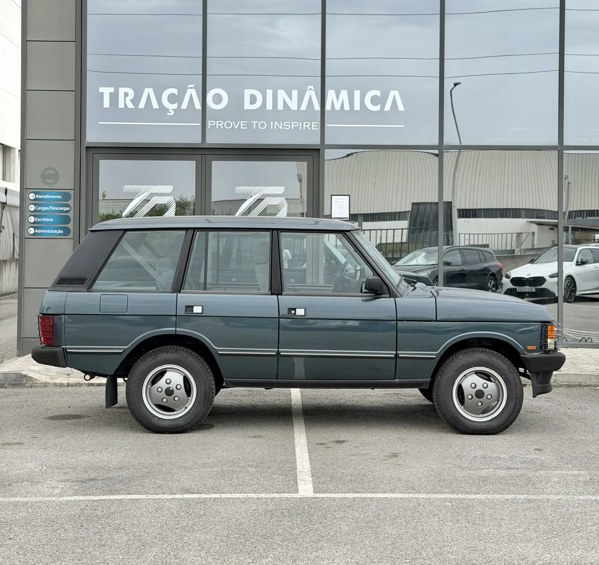Land Rover Range Rover 2.5 TDi 4