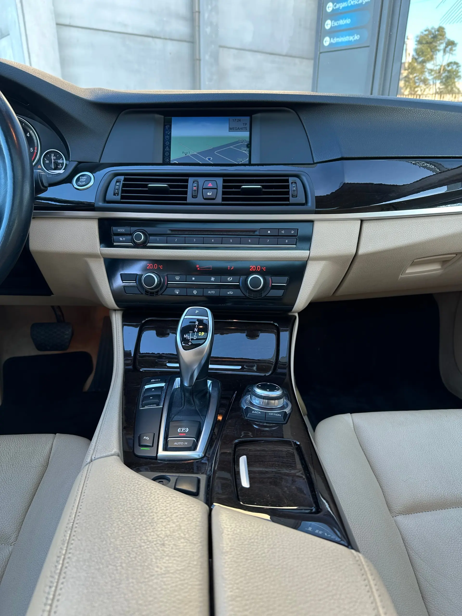 BMW 520 d Line Luxury Auto 22