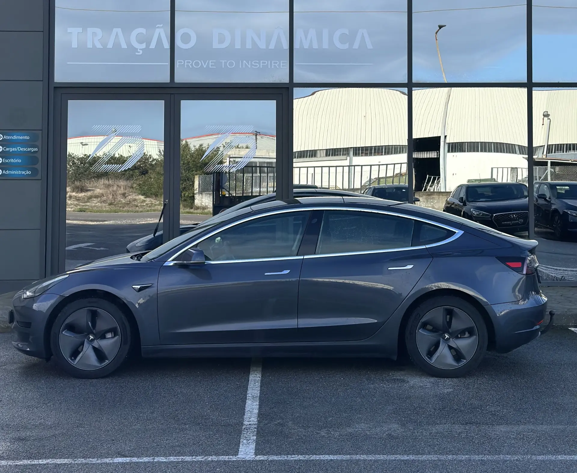 Tesla Model 3 Standard Range Plus RWD 5
