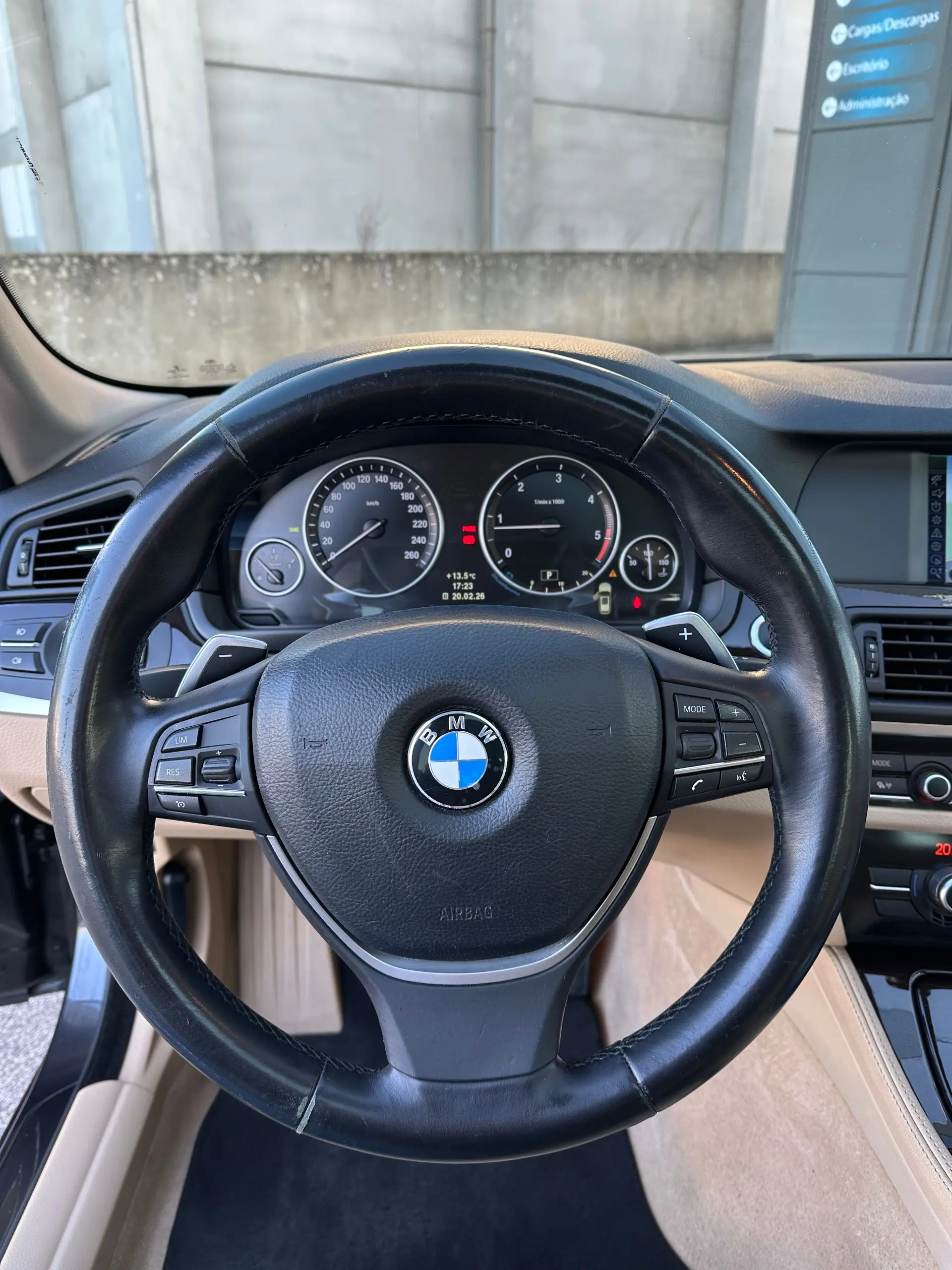 BMW 520 d Line Luxury Auto 16