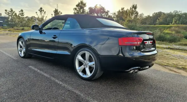 Audi A5 Cabrio 2.0 TDi 4