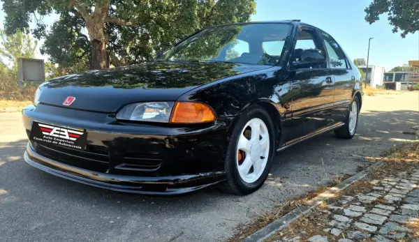 Honda Civic 1.6 VTi 2