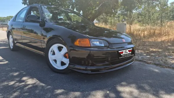 Honda Civic 1.6 VTi 4
