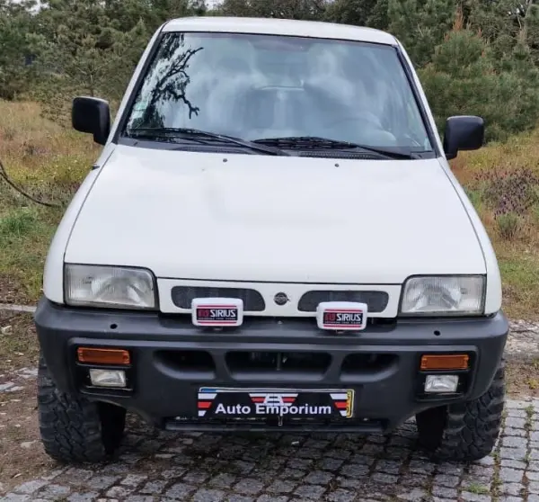 Nissan Terrano II 2.7 4