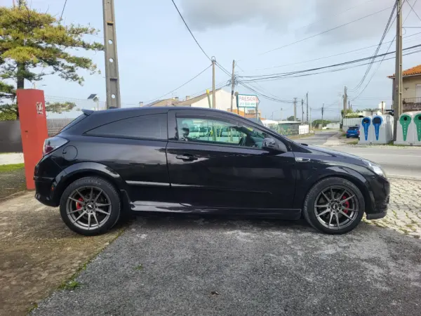 Opel Astra GTC 1.7 CDTi 7