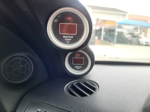 Opel Astra GTC 1.7 CDTi 14