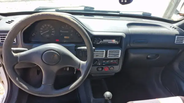 Peugeot 106 1.5 XAD 12