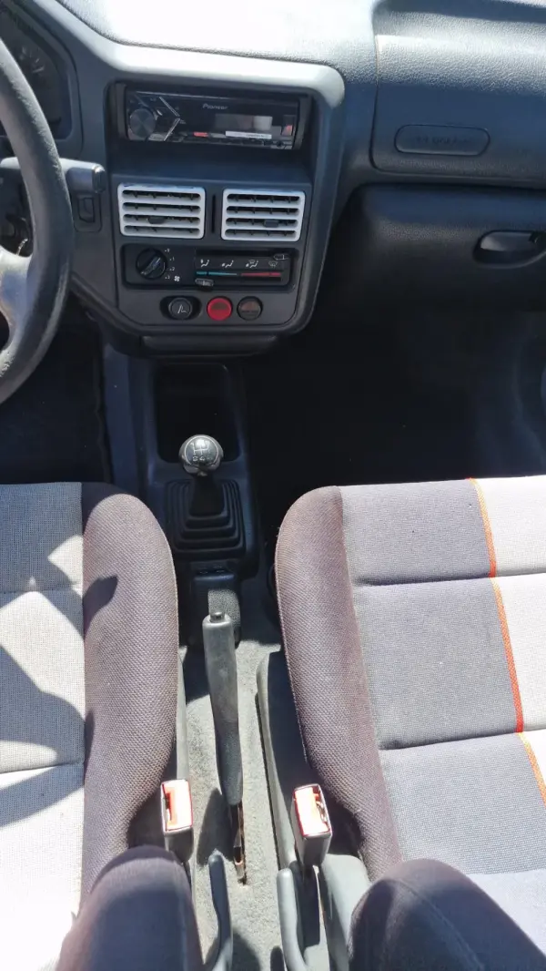 Peugeot 106 1.5 XAD 13