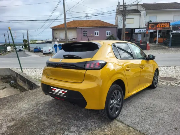 Peugeot 208 1.2 PureTech Active Pack 8