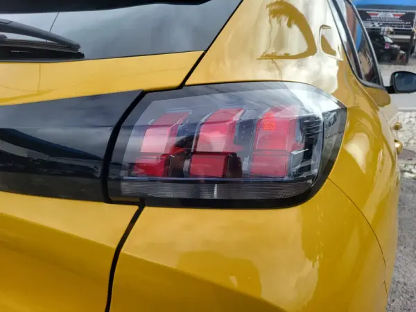 Peugeot 208 1.2 PureTech Active Pack 10