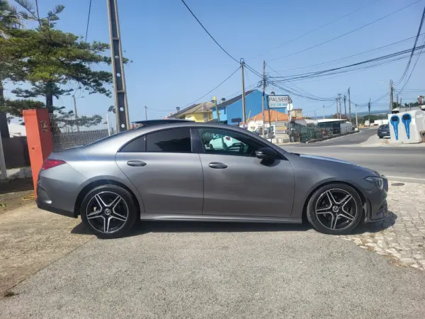 Mercedes-Benz CLA 180 CLA 180d AMG Line 4