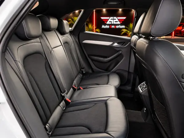Audi Q3 2.0 TDI S-line 11