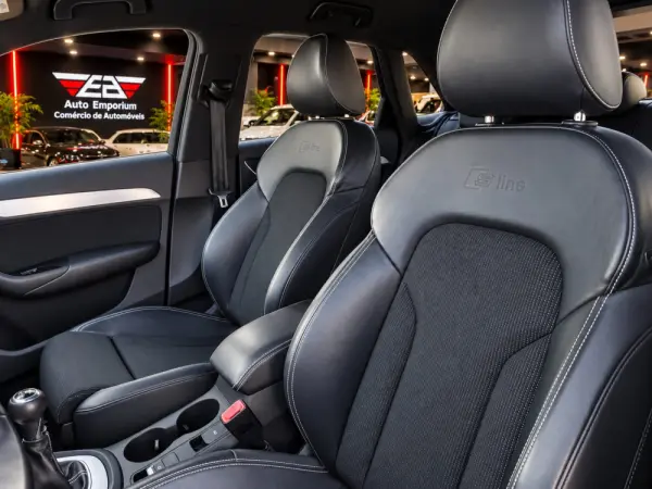 Audi Q3 2.0 TDI S-line 8