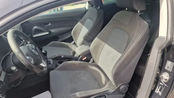 Volkswagen Scirocco 1.4 TSI Sport 11