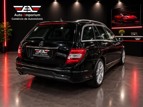 Mercedes-Benz C 250 C 250 CDI 4-Matic Avantgarde Pack AMG 7