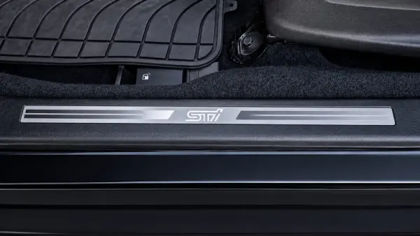 Subaru Impreza 2.5 WRX STi 17