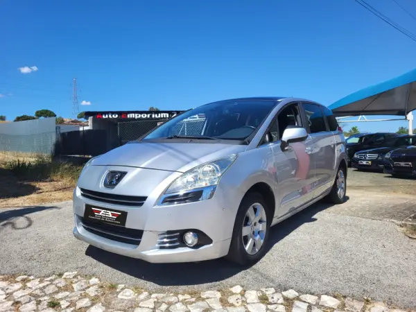 Peugeot 5008 1.6 HDi 7L Allure 2-Tronic 1