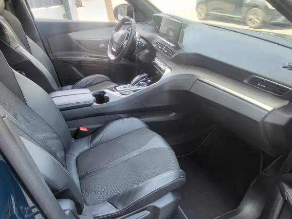 Peugeot 5008 1.5 BlueHDi GT EAT8 13