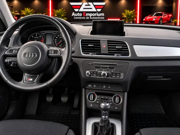 Audi Q3 2.0 TDI S-line 14