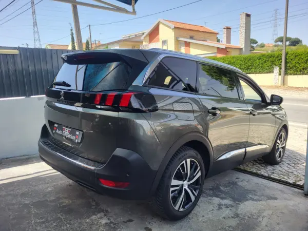 Peugeot 5008 1.2 Puretech Allure 6