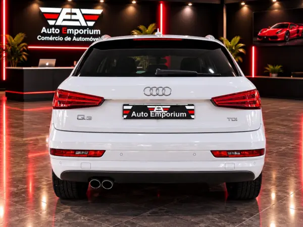 Audi Q3 2.0 TDI S-line 6