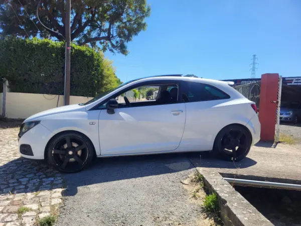SEAT Ibiza BocaNegra 1.4 TSi 6J Sportcoupe 4