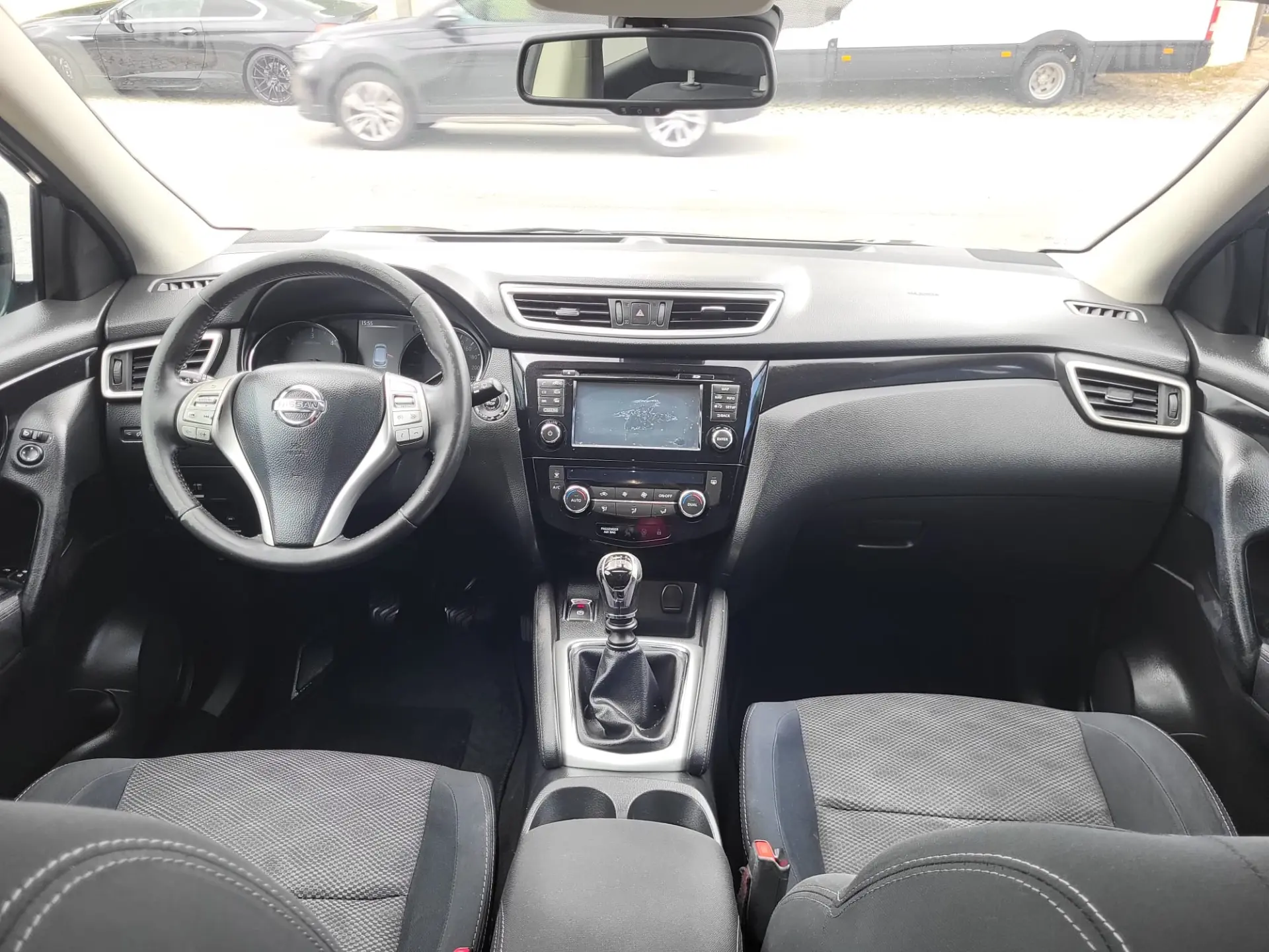 Nissan Qashqai 1.5 DCi 360 11