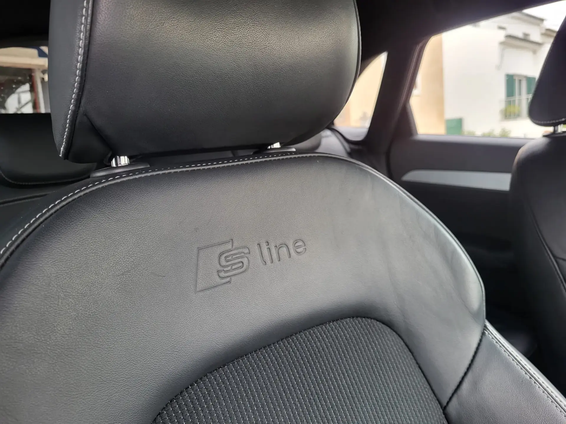 Audi Q3 2.0 TDI S-line 18