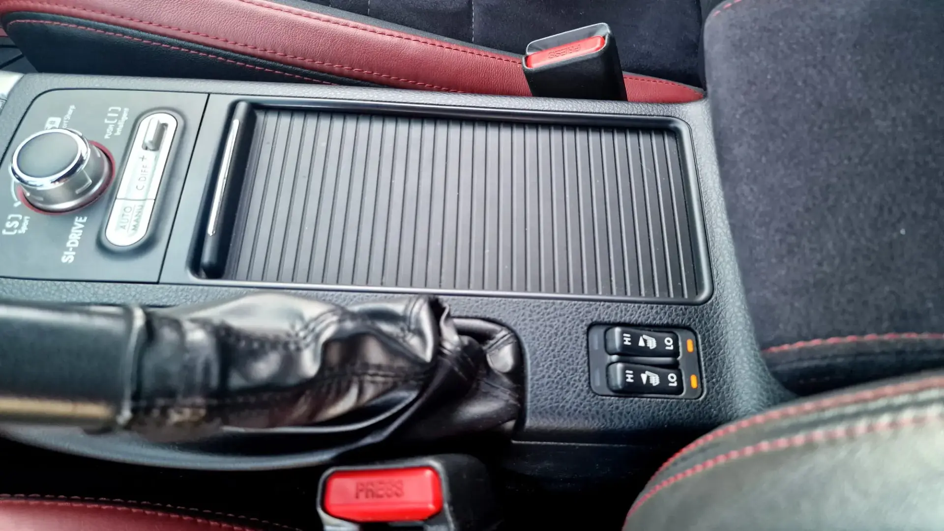 Subaru Impreza 2.5 WRX STi 24