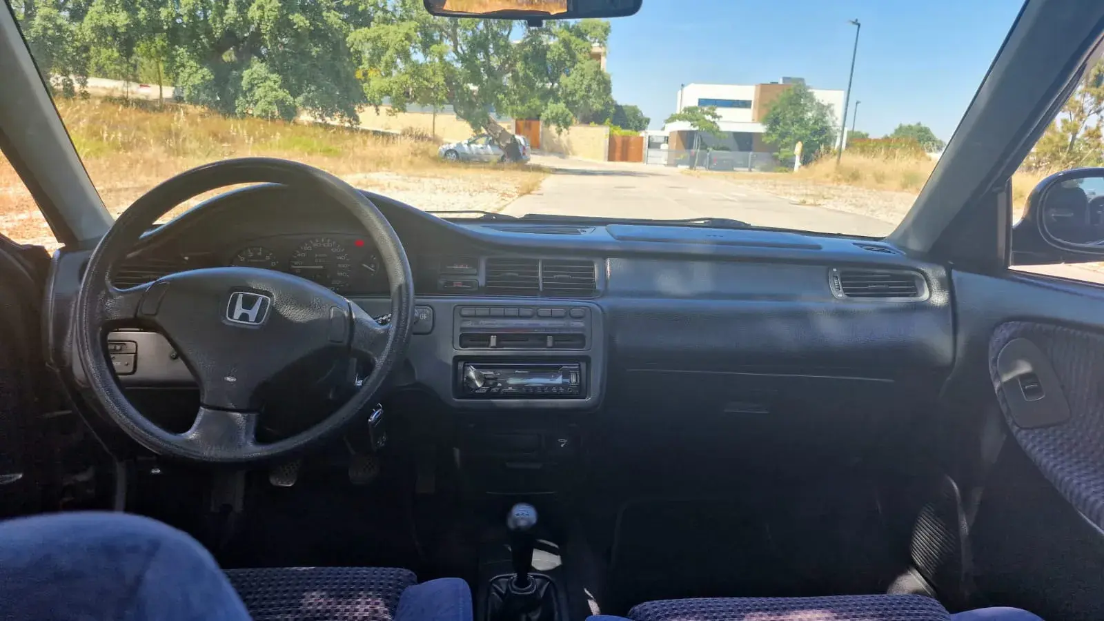 Honda Civic 1.6 VTi 14