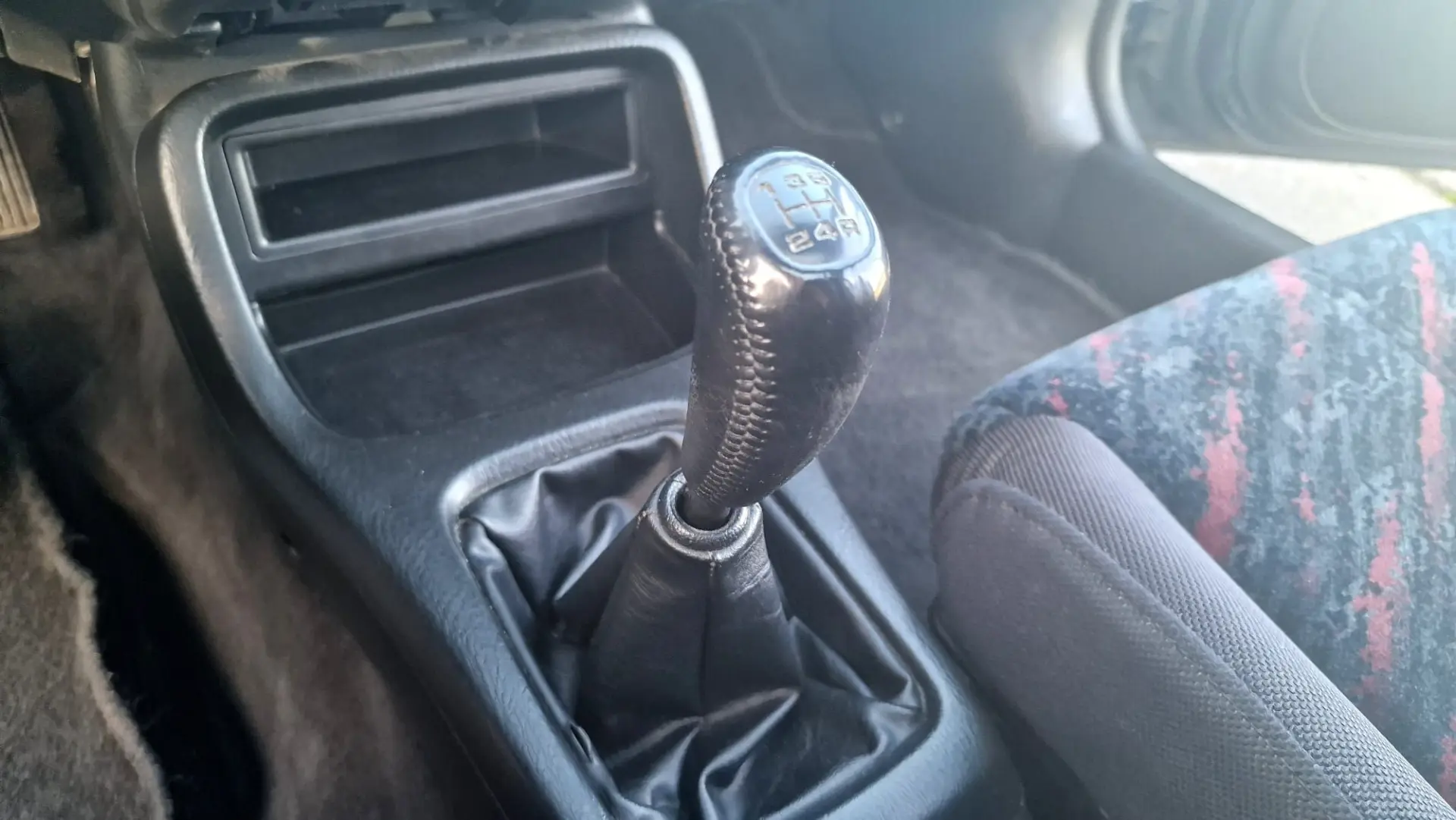 Honda Civic 1.6 VTi EK4 19