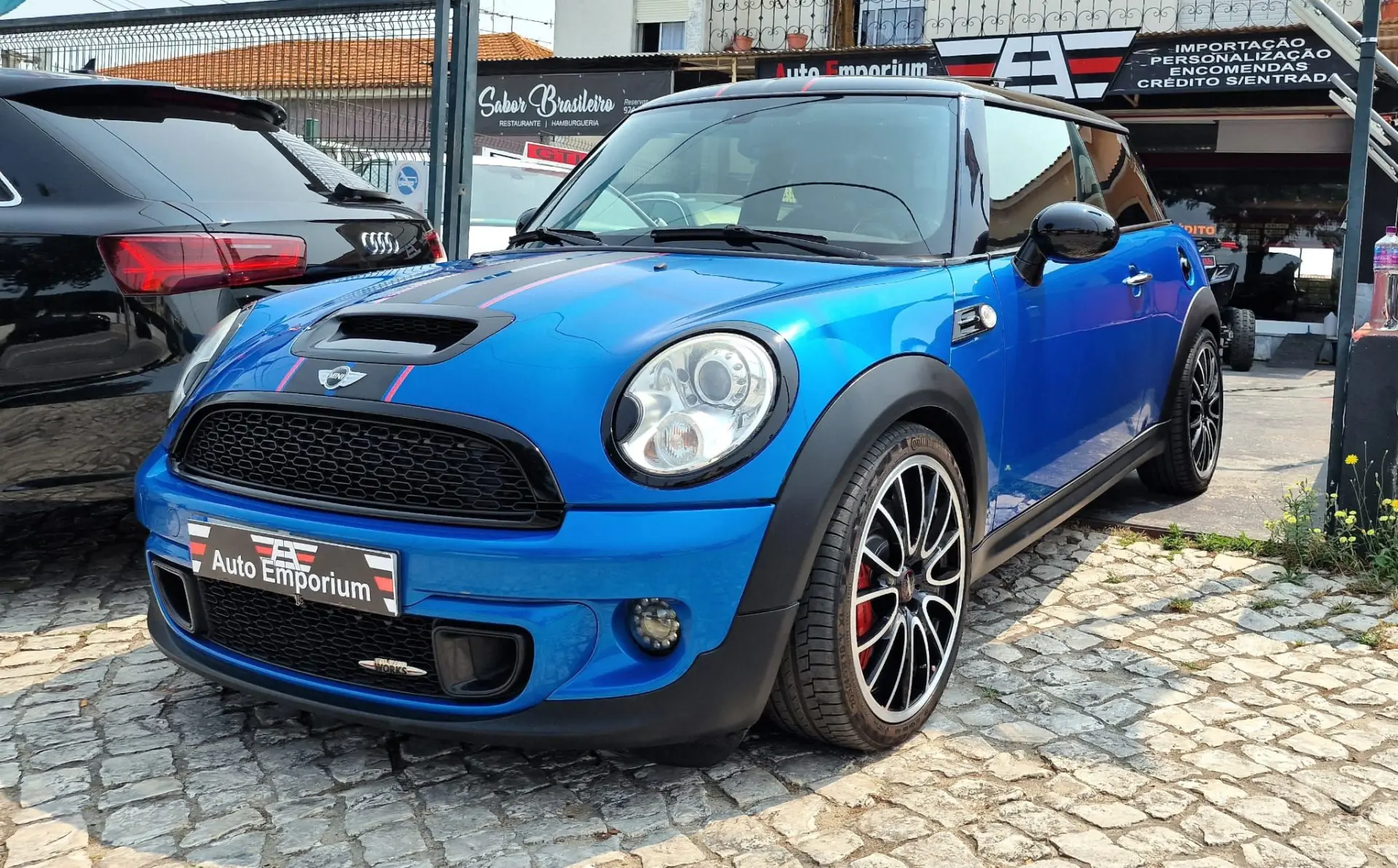 MINI 3 Portas John Cooper Works 1
