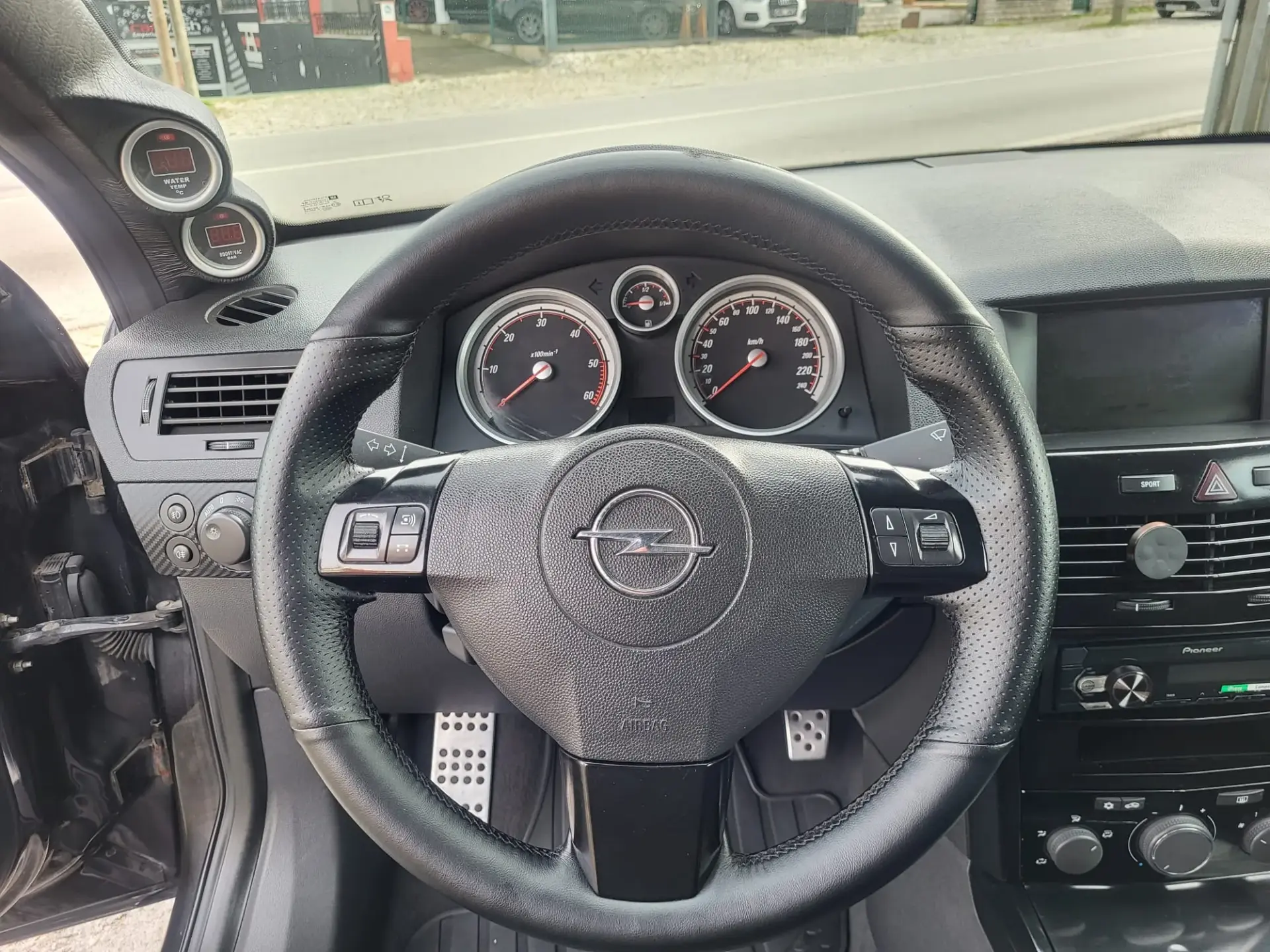 Opel Astra GTC 1.7 CDTi 13