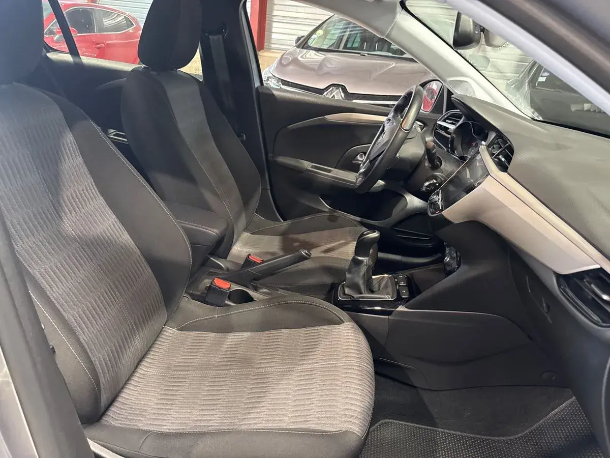 Opel Corsa 1.2 Business Edition 10
