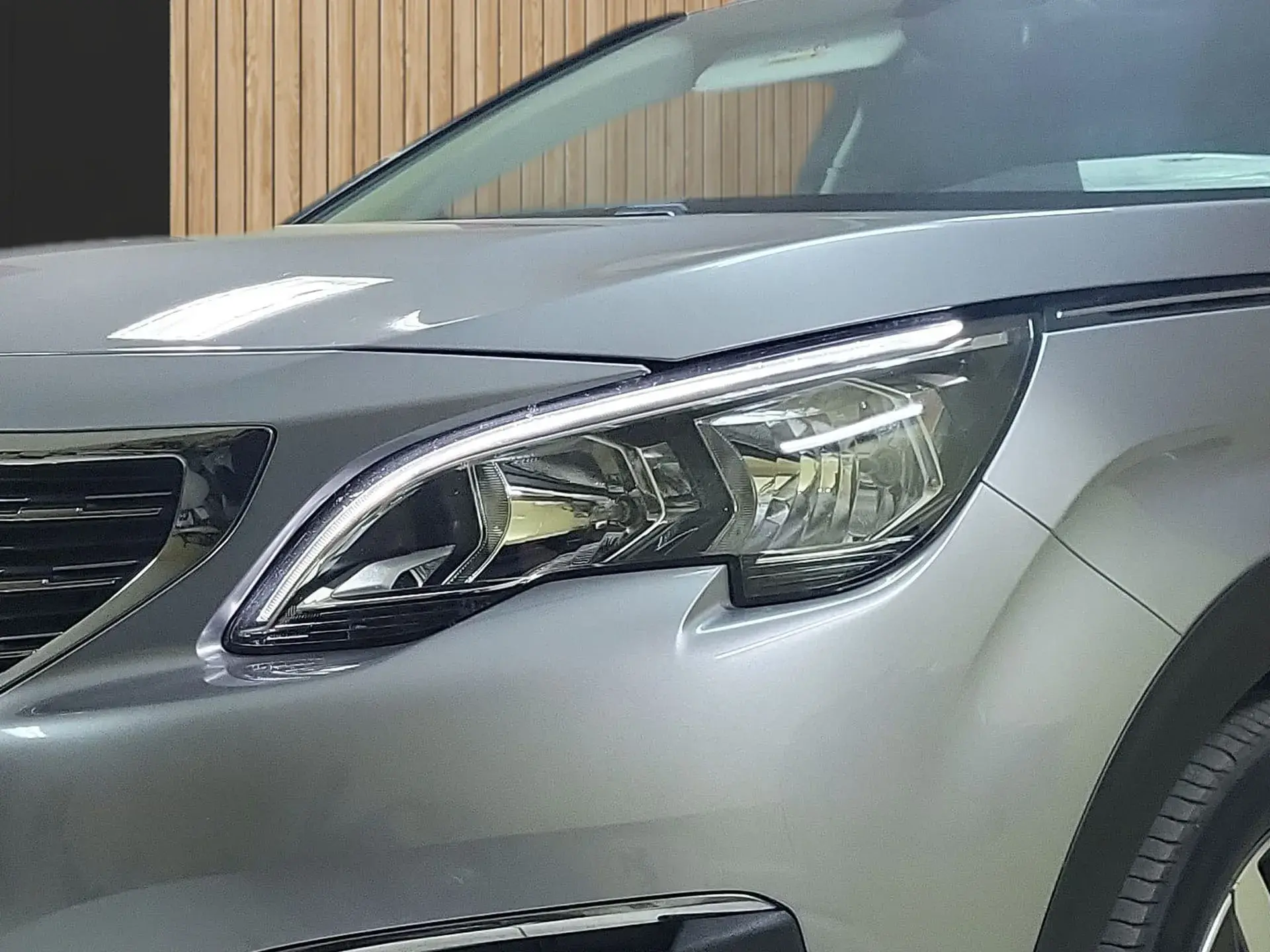 Peugeot 5008 1.6 BlueHDi Allure Eat6 j18 7