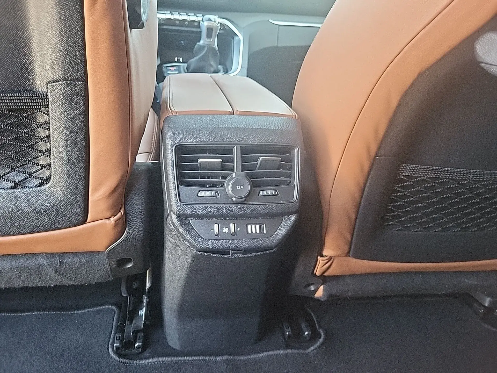 Peugeot 5008 1.6 BlueHDi Allure Eat6 j18 13