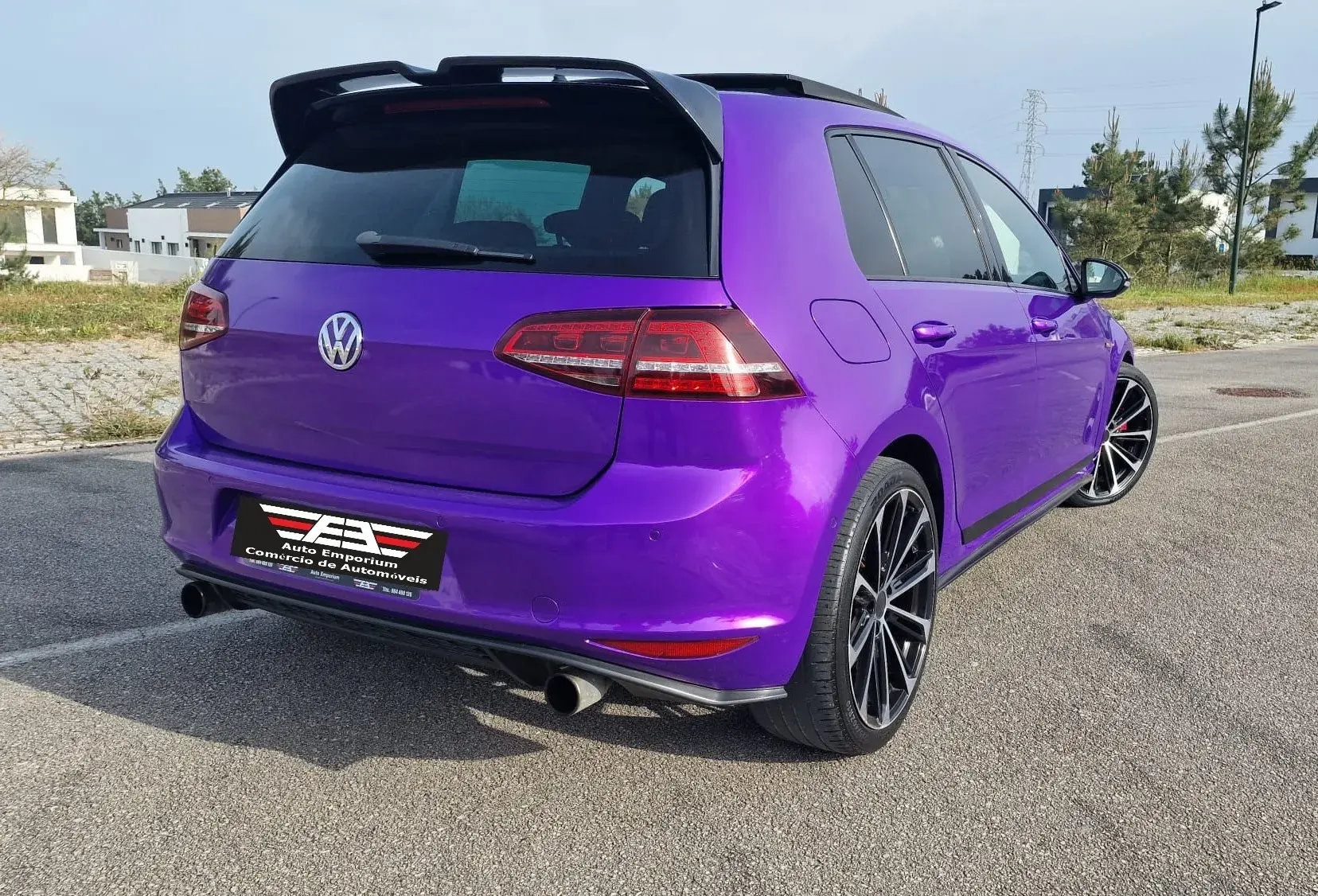 Volkswagen Golf GTI Performance 2.0 TSI Versão 40 Anos 5