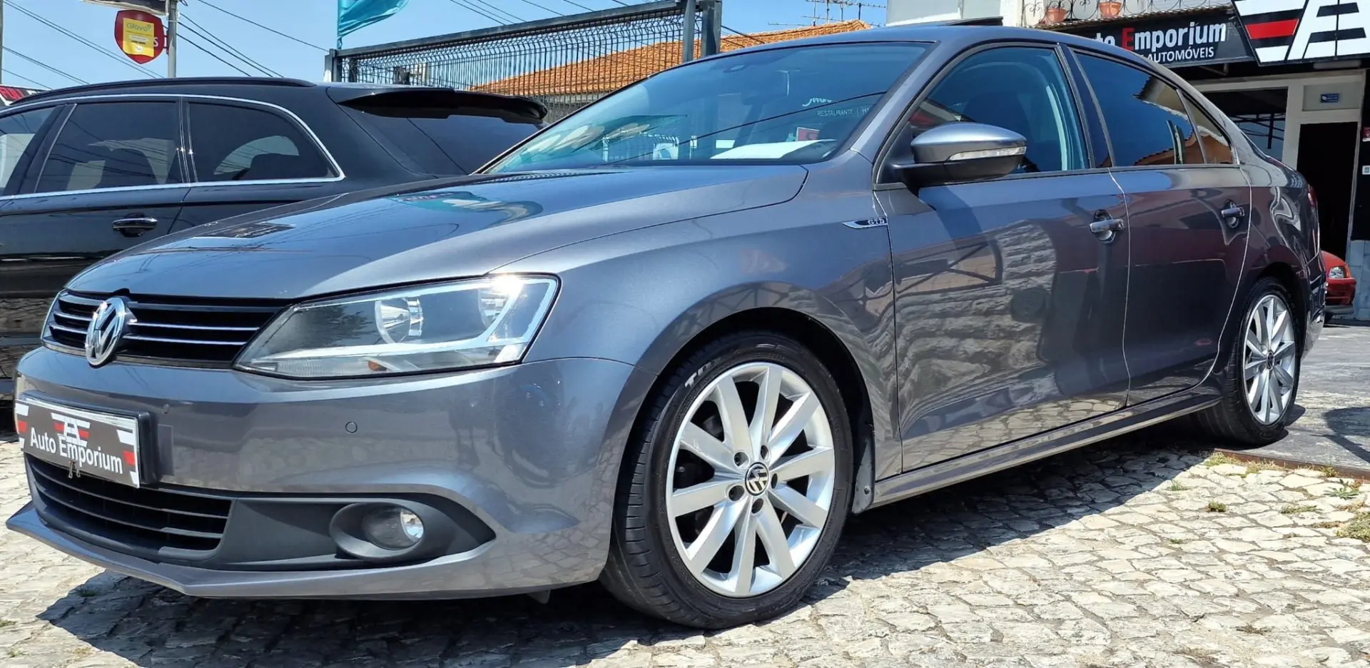 Volkswagen Jetta 1.6 TDi HIGHLINE 1