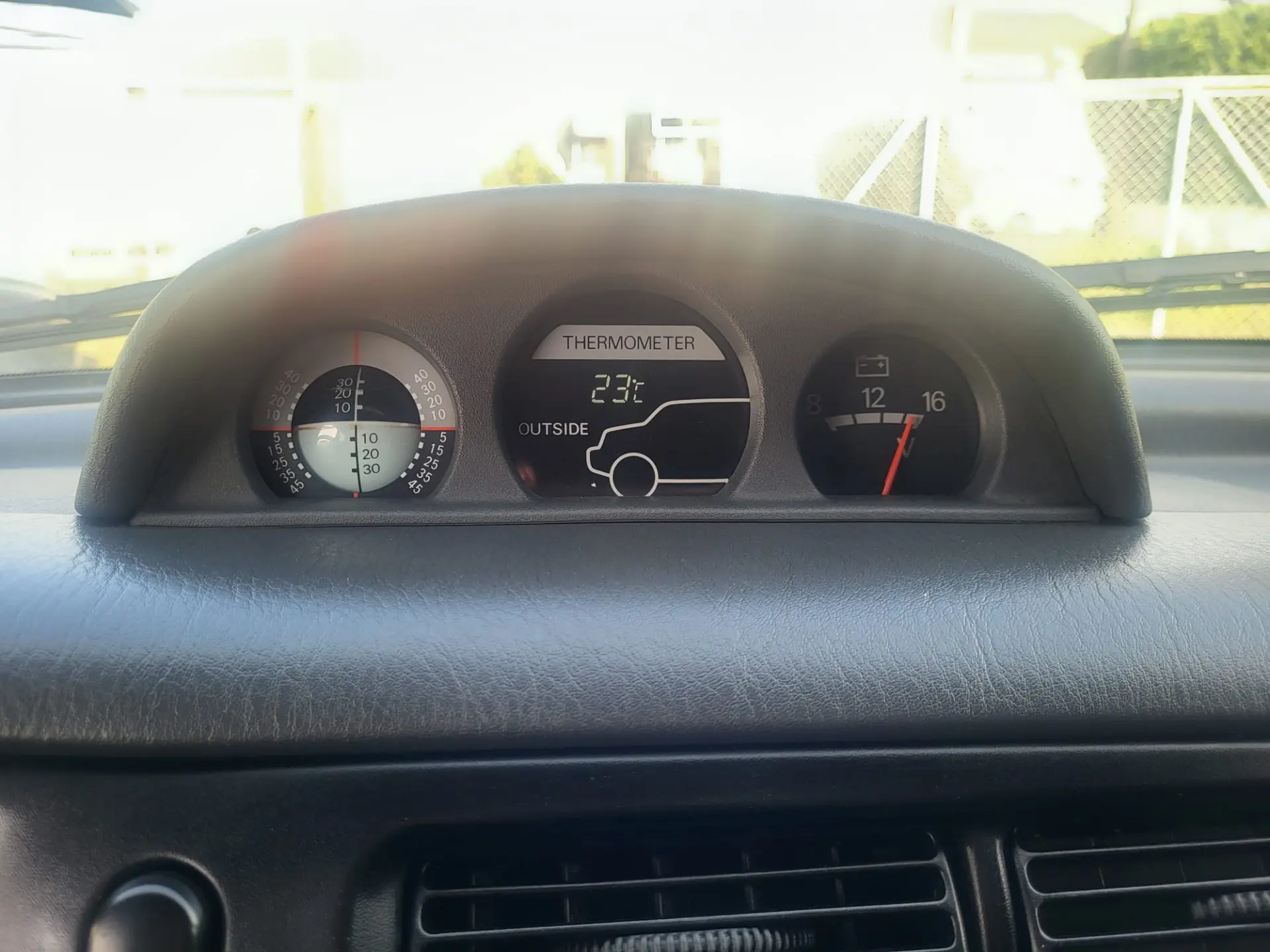 Mitsubishi L200 Strakar 2.5 TD CD 15