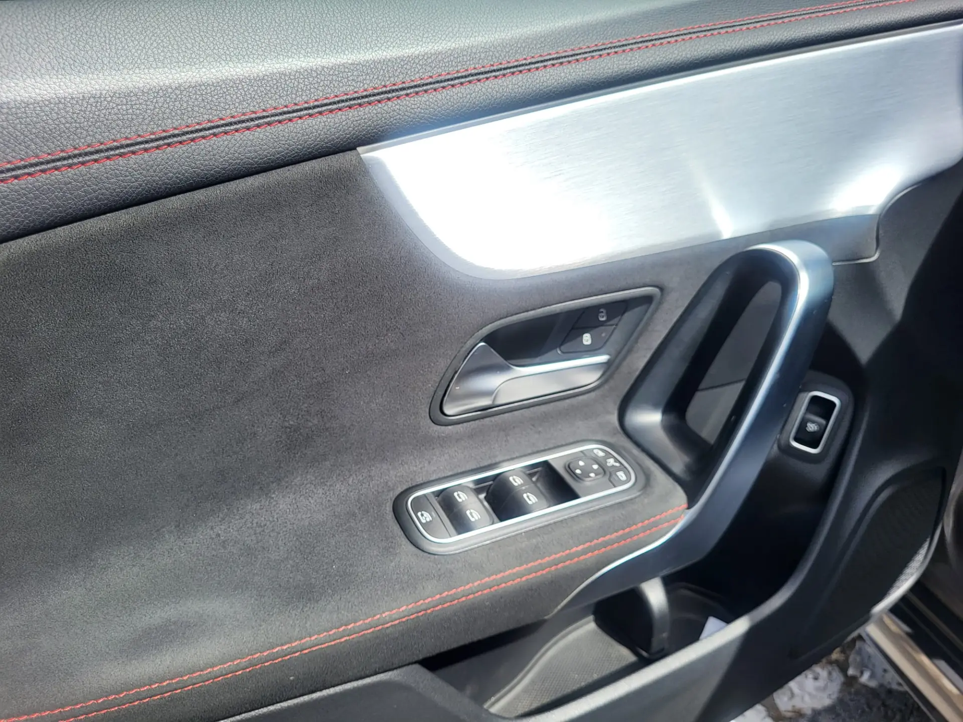 Mercedes-Benz CLA 180 CLA 180d AMG Line 9