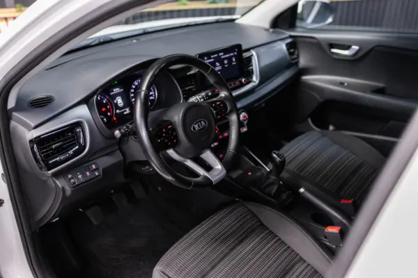 Kia Stonic 1.0 T-GDi Tech 13