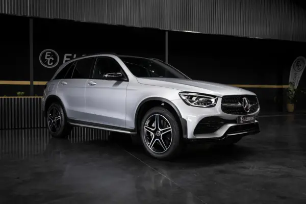 Mercedes-Benz GLC 300 e 4Matic 9G-TRONIC AMG Line 2